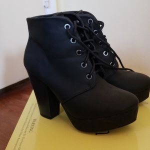 Women's boots